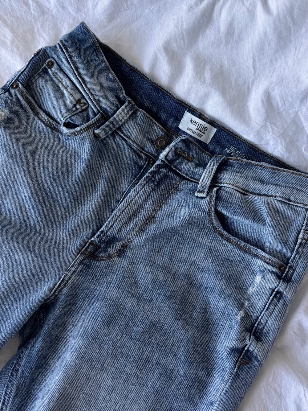 Kensie Medium-Light Blue High-Rise Denim Jeans